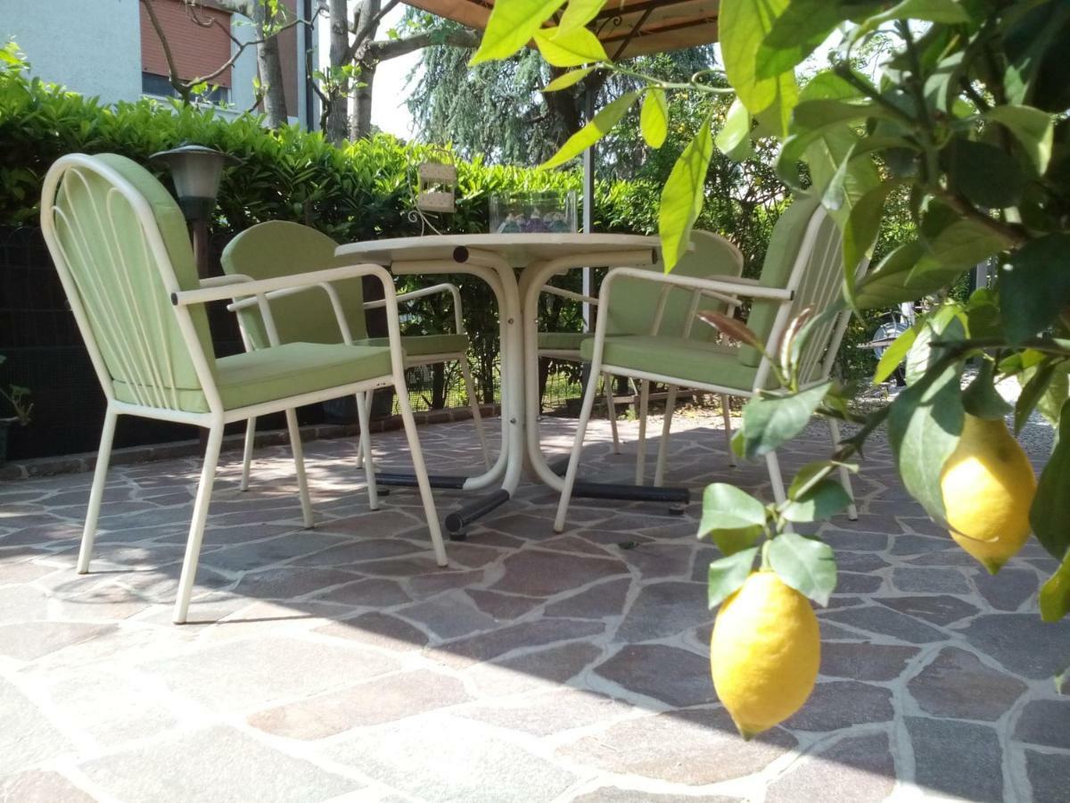 مبيت وإفطار بيازولا سول برينتا Casa Emanuela المظهر الخارجي الصورة
